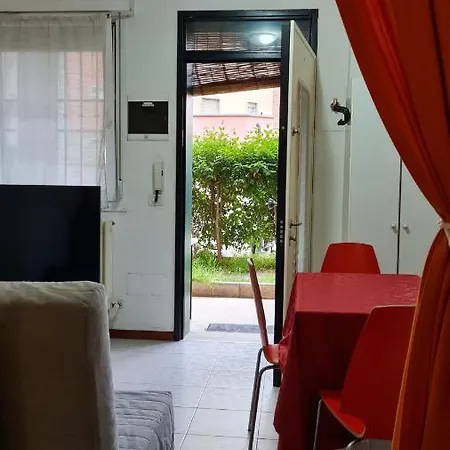 Fiorilli House - Fair District - Gratis Private Parking Appartamento
