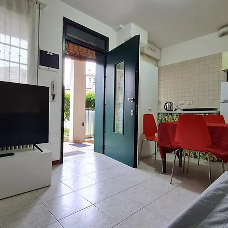 Apartment Fiorilli House - Fair District - Gratis Private Parking *